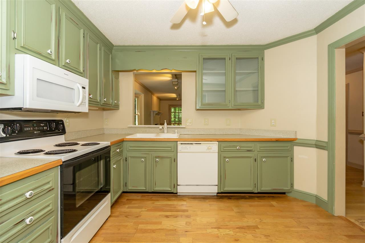 7309 Wilderness Road Raleigh, NC 27613 - Photo 4 of 18 Photo 4