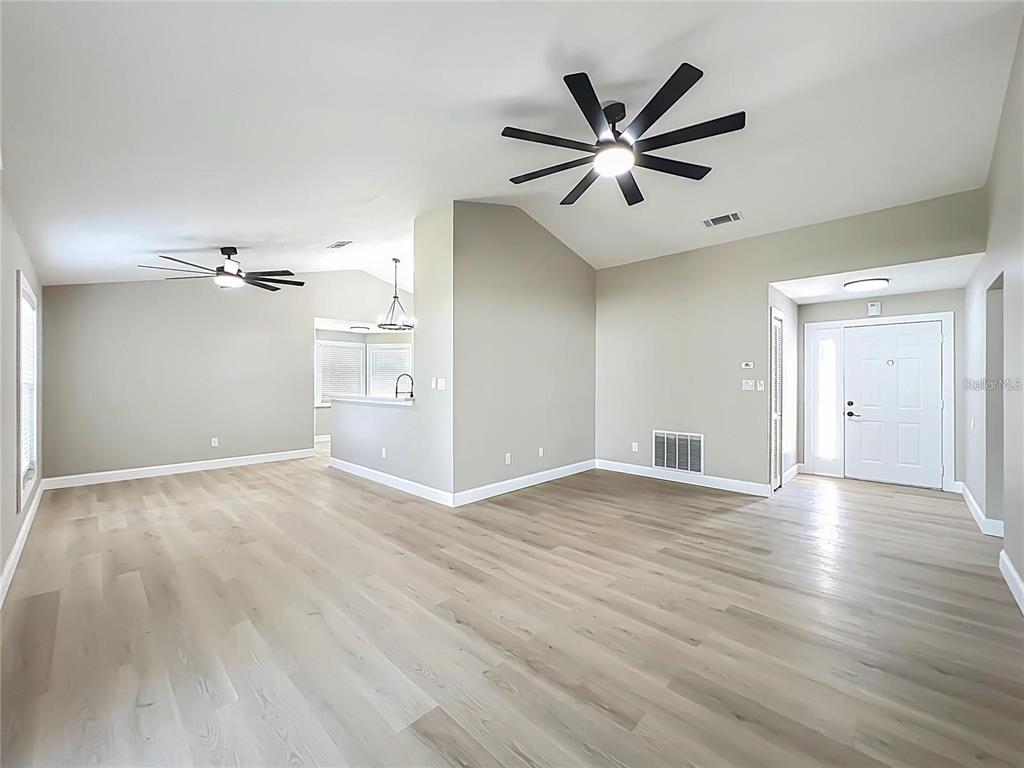 6911 Crescent Ridge Road Orlando, FL 32810 - Photo 4 of 36 Gallery Image 4