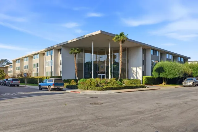 $880,000 | 200 Elm Street, Unit 112, San Mateo, CA 94401