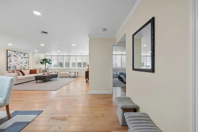 $880,000 | 200 Elm Street, Unit 112, San Mateo, CA 94401