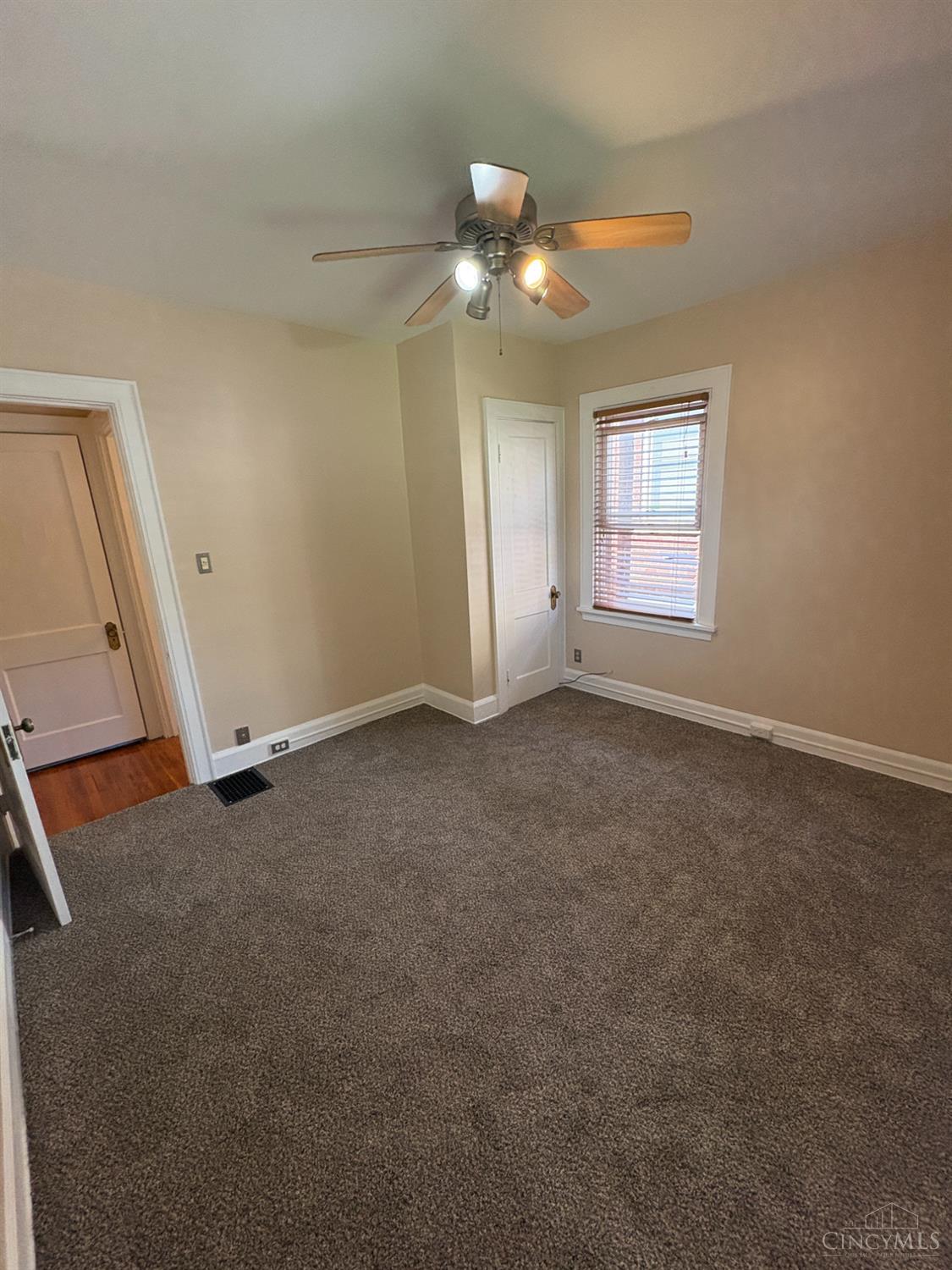 5244 Montgomery Road Cincinnati, OH 45212 - Photo 11 of 13 Gallery Image 11