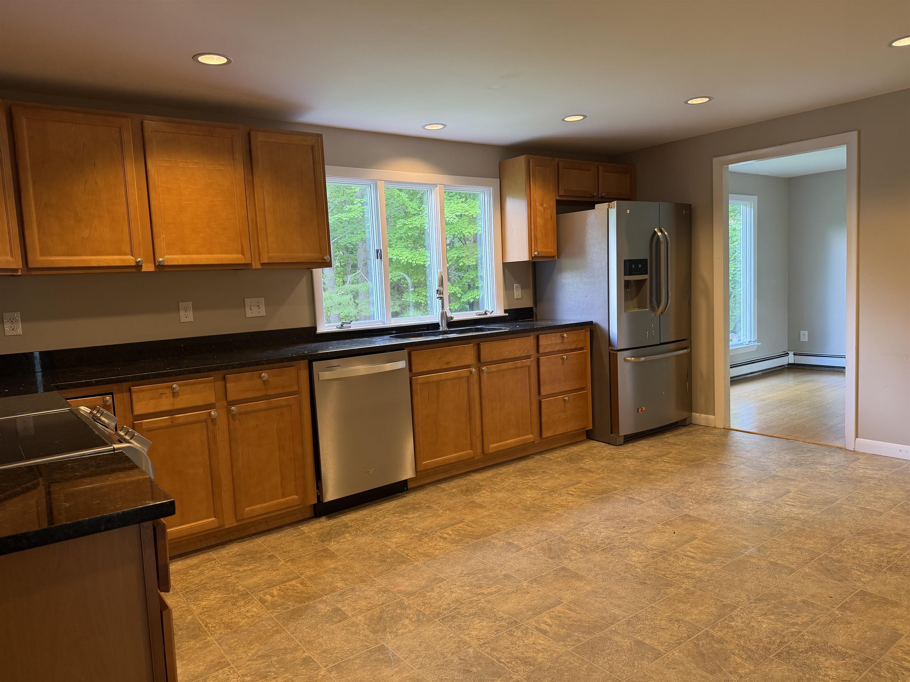 231 Locke Road Rye, NH 03870 - Photo 13 of 30