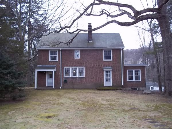 32 Grantland Road Wellesley, MA 02481 - Photo 3 of 19