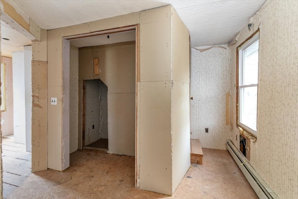 12 Shore Road Merrimac, MA 01860 - Photo 21 of 33
