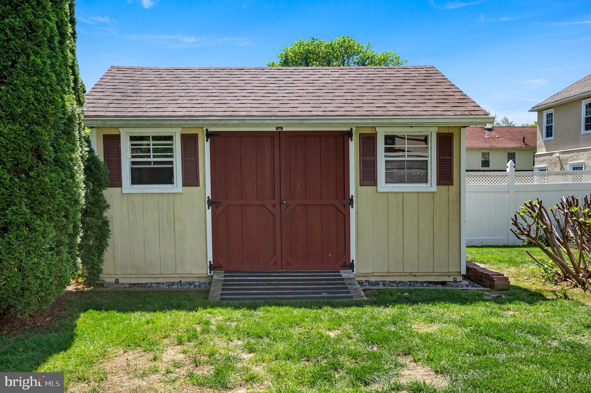 411 Oxford Road Havertown, PA 19083 - Photo 20 of 31 Shed