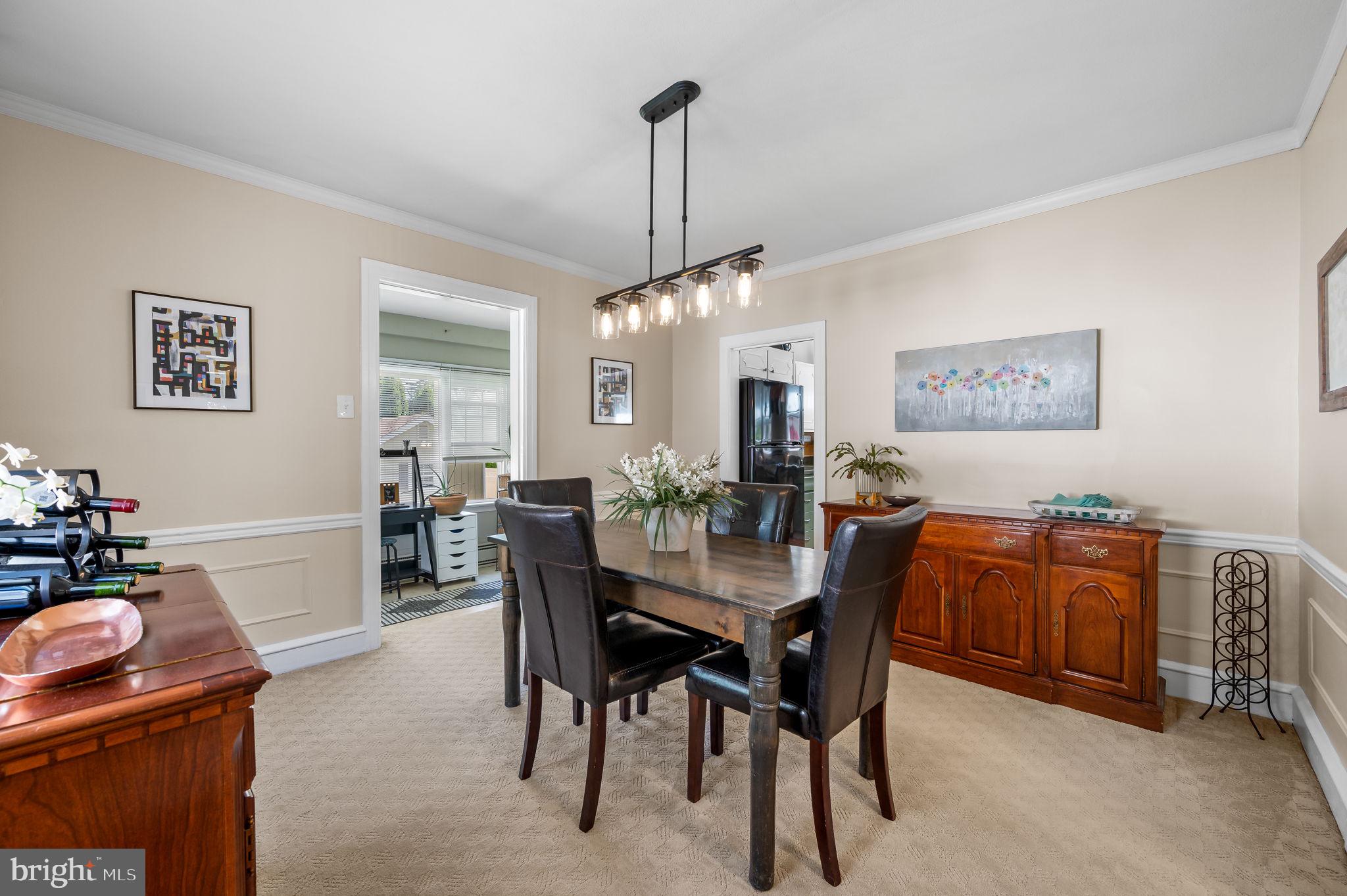 411 Oxford Road Havertown, PA 19083 - Photo 9 of 31 Dining Rm with new chandelier