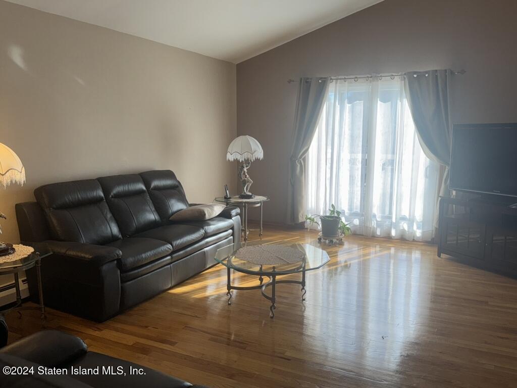 701 Woodrow Road Staten Island, NY 10312 - Photo 17 of 21 17-Photo 17