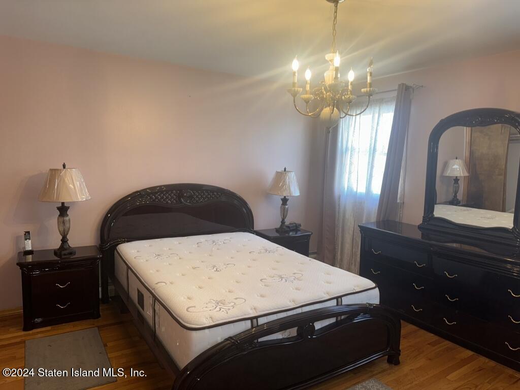 701 Woodrow Road Staten Island, NY 10312 - Photo 4 of 21 04-Photo 4