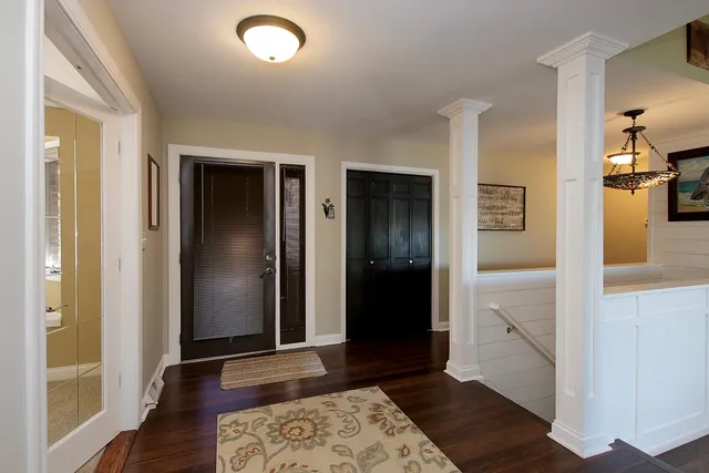 $799,000 | 660 Lakewood Dr S West, Hutchinson, MN 55350