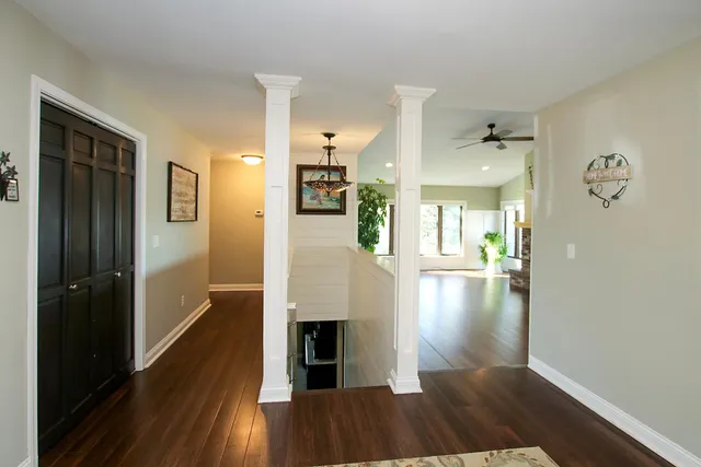 $799,000 | 660 Lakewood Dr S West, Hutchinson, MN 55350