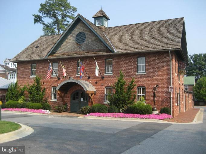 406 Little Quarry Road Gaithersburg, MD 20878 - Photo 28 of 30 The Arts Barn