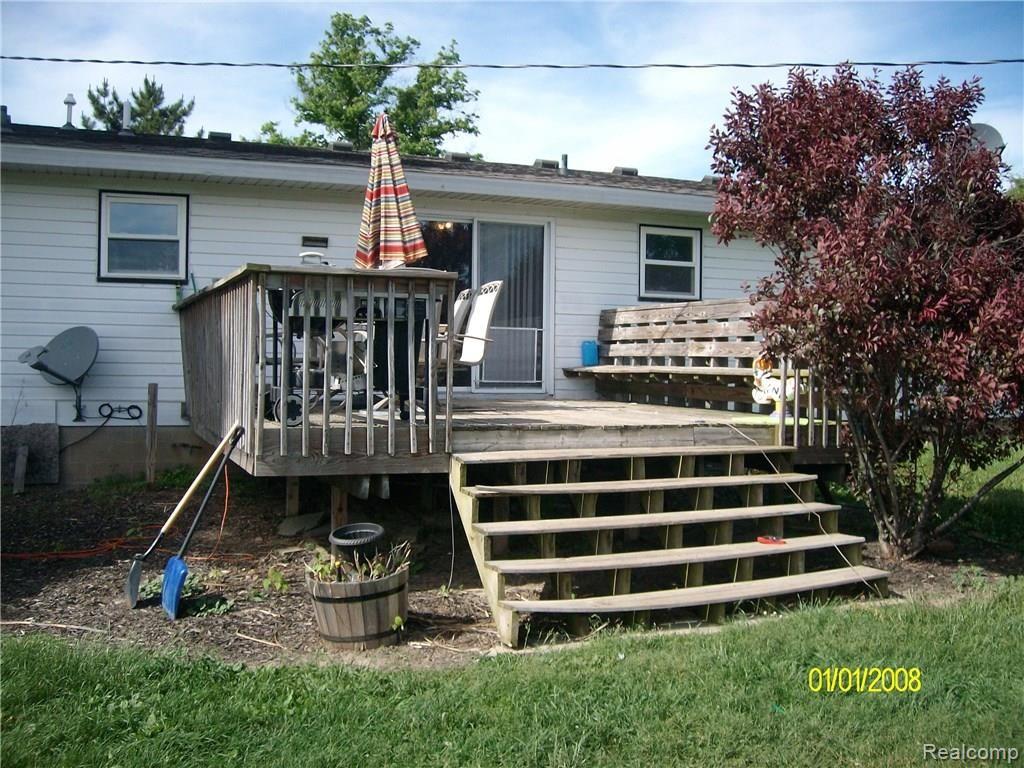 8509 Lamoreaux Road Fowlerville, MI 48836 - Photo 11 of 13 SANY1771.JPG