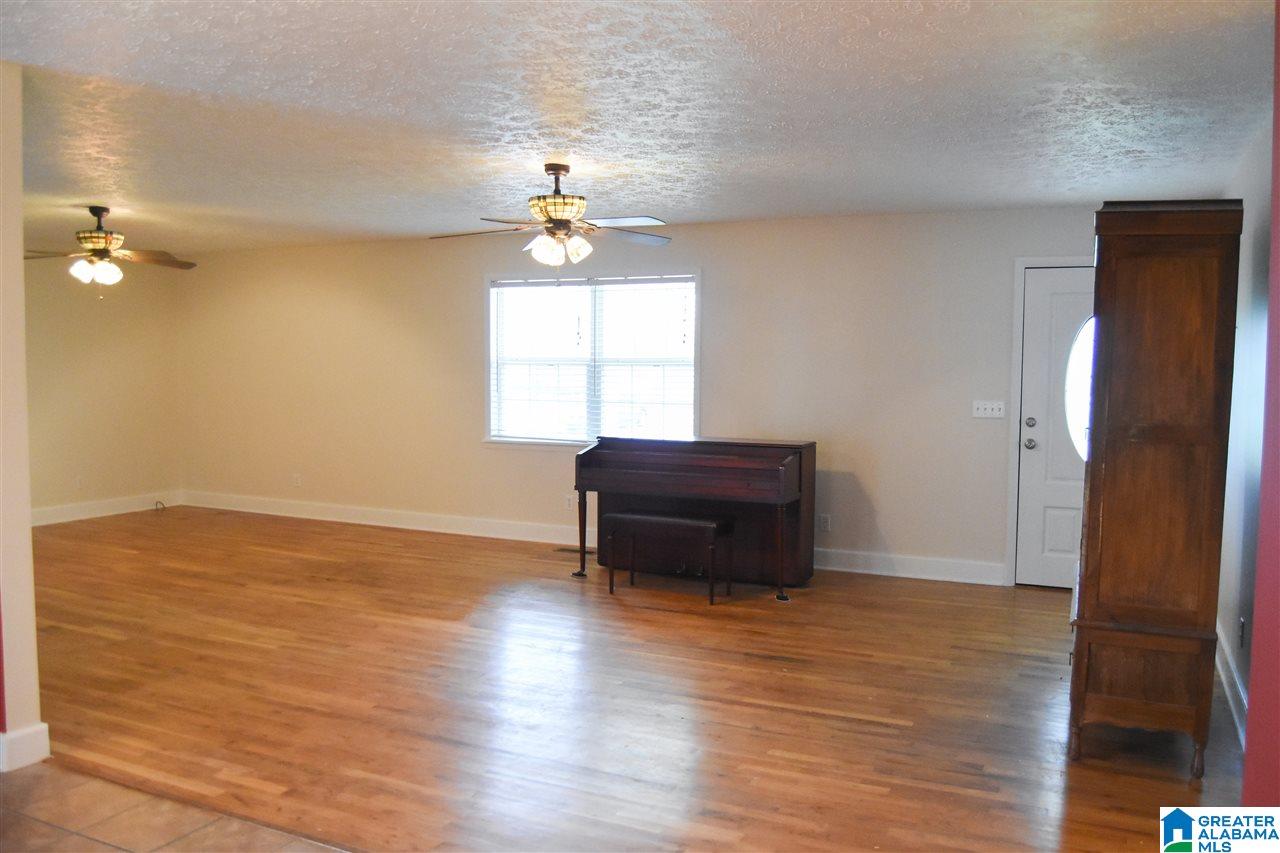 10817 Choccolocco Road Anniston, AL 36207 - Photo 5 of 42