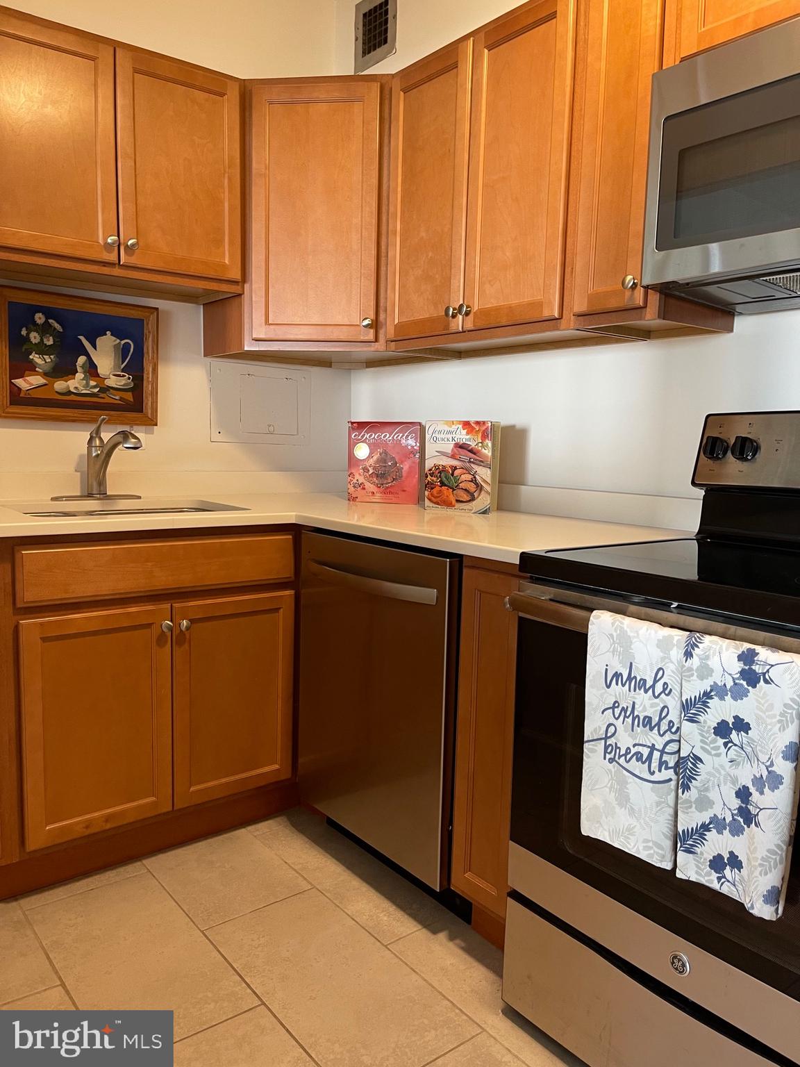 510 N Street Southwest, Unit N223 Washington, DC 20024 - Photo 19 of 51