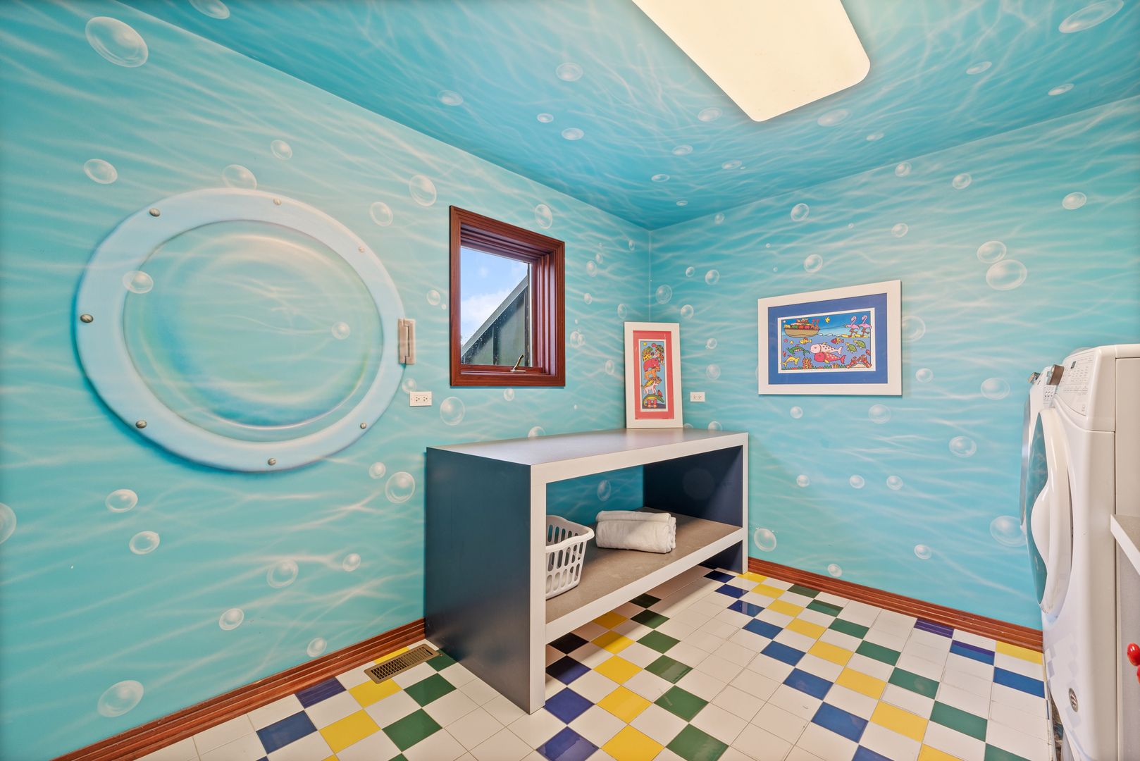 780 Bob-O-Link Road Highland Park, IL 60035 - Photo 27 of 50 a bathroom with a sink and a mirror