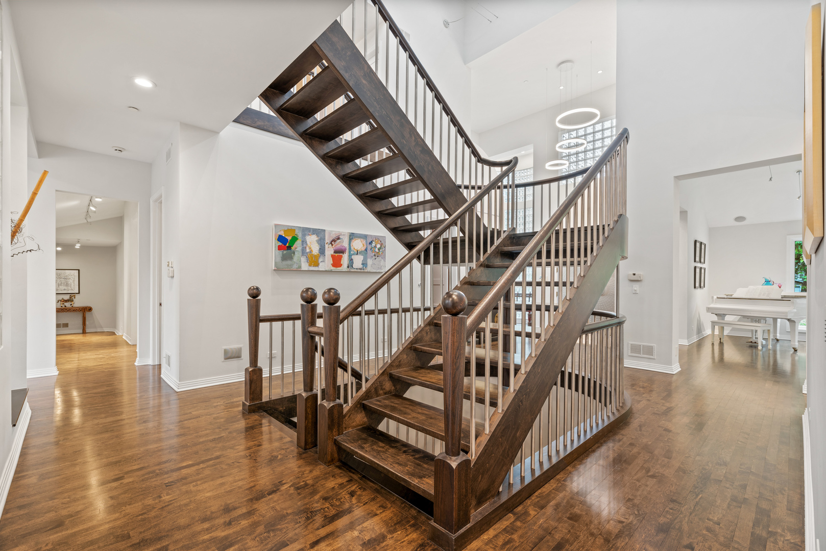 780 Bob-O-Link Road Highland Park, IL 60035 - Photo 5 of 50 a view of entryway and hall with wooden floor