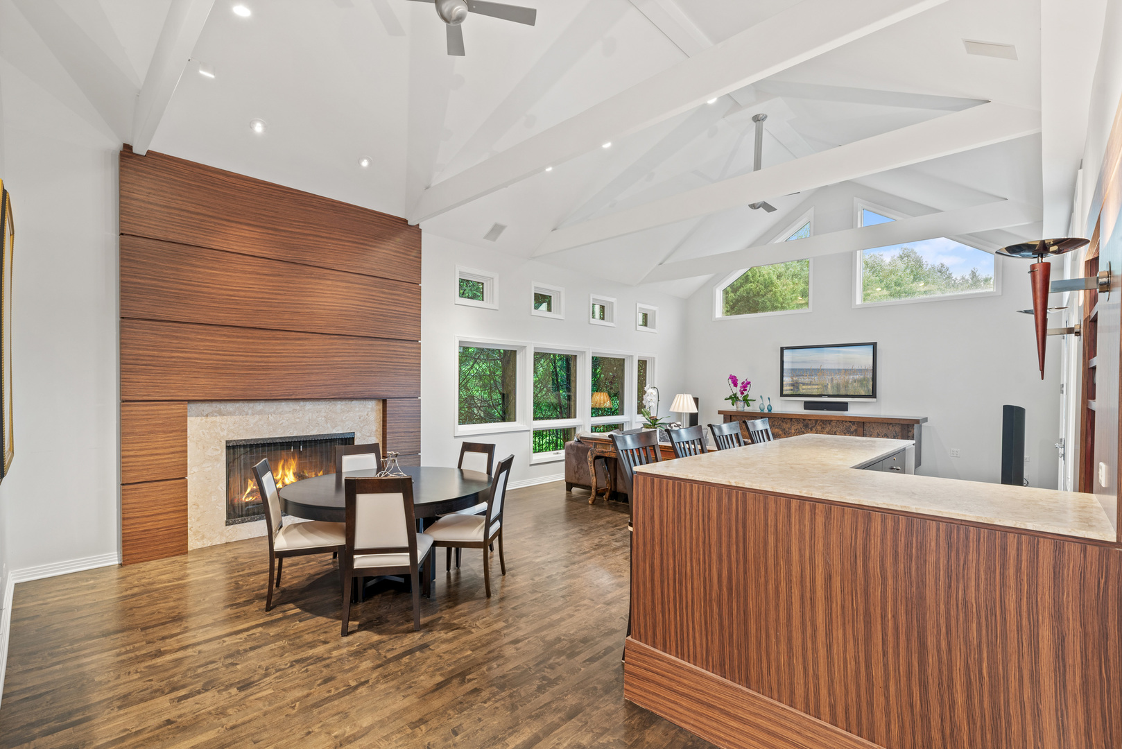 780 Bob-O-Link Road Highland Park, IL 60035 - Photo 10 of 50 a view of a dining room with furniture window and wooden floor