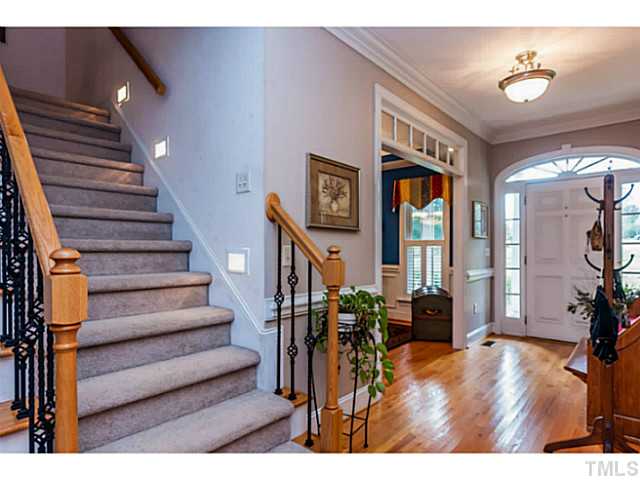4401 Deer Pointe Drive Raleigh, NC 27616 - Photo 3 of 25 Gallery Image 3