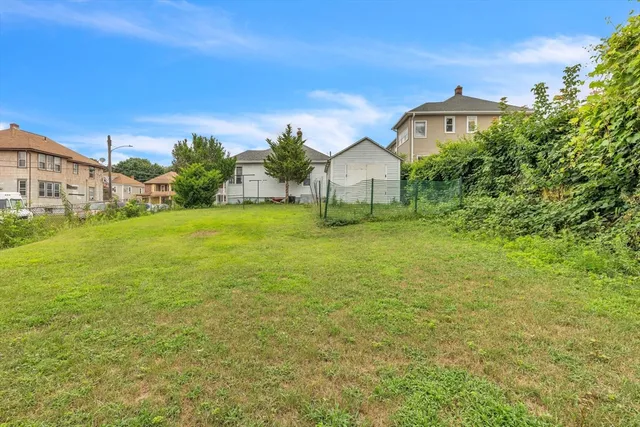 $257,400 | 96 Lyons Street, Springfield, MA 01151