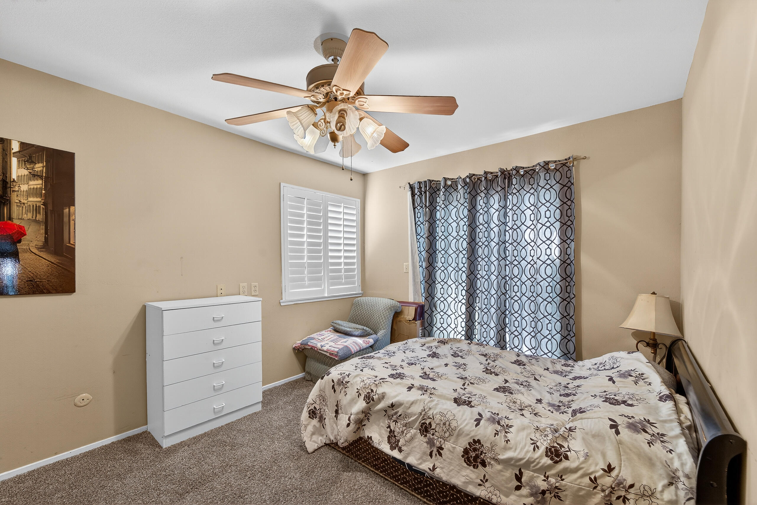 12110 Backdrop Court Bakersfield, CA 93306 - Photo 25 of 39