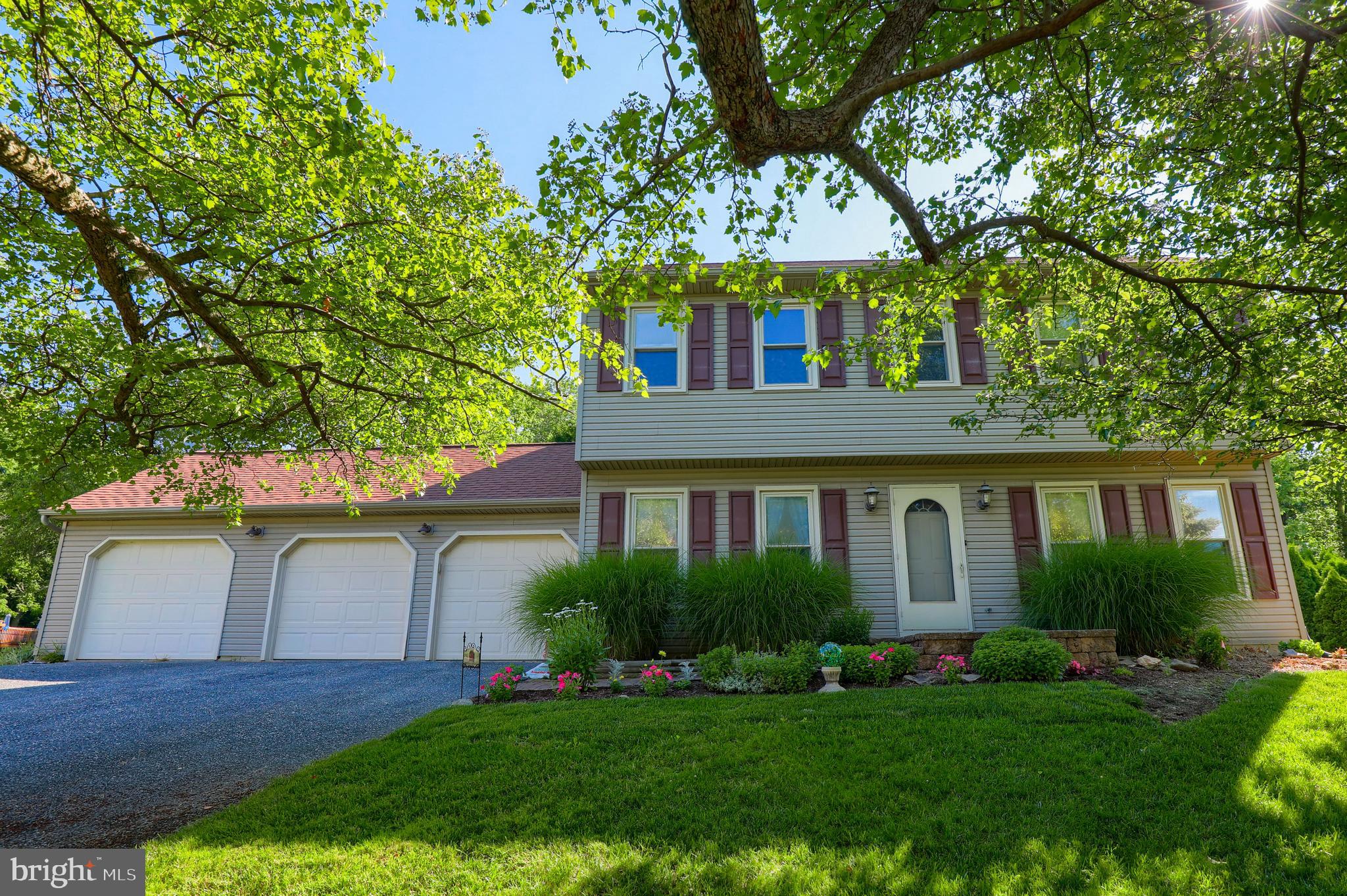 135 Ridings Way Lancaster, PA 17601 - Photo 1 of 50 Front View
