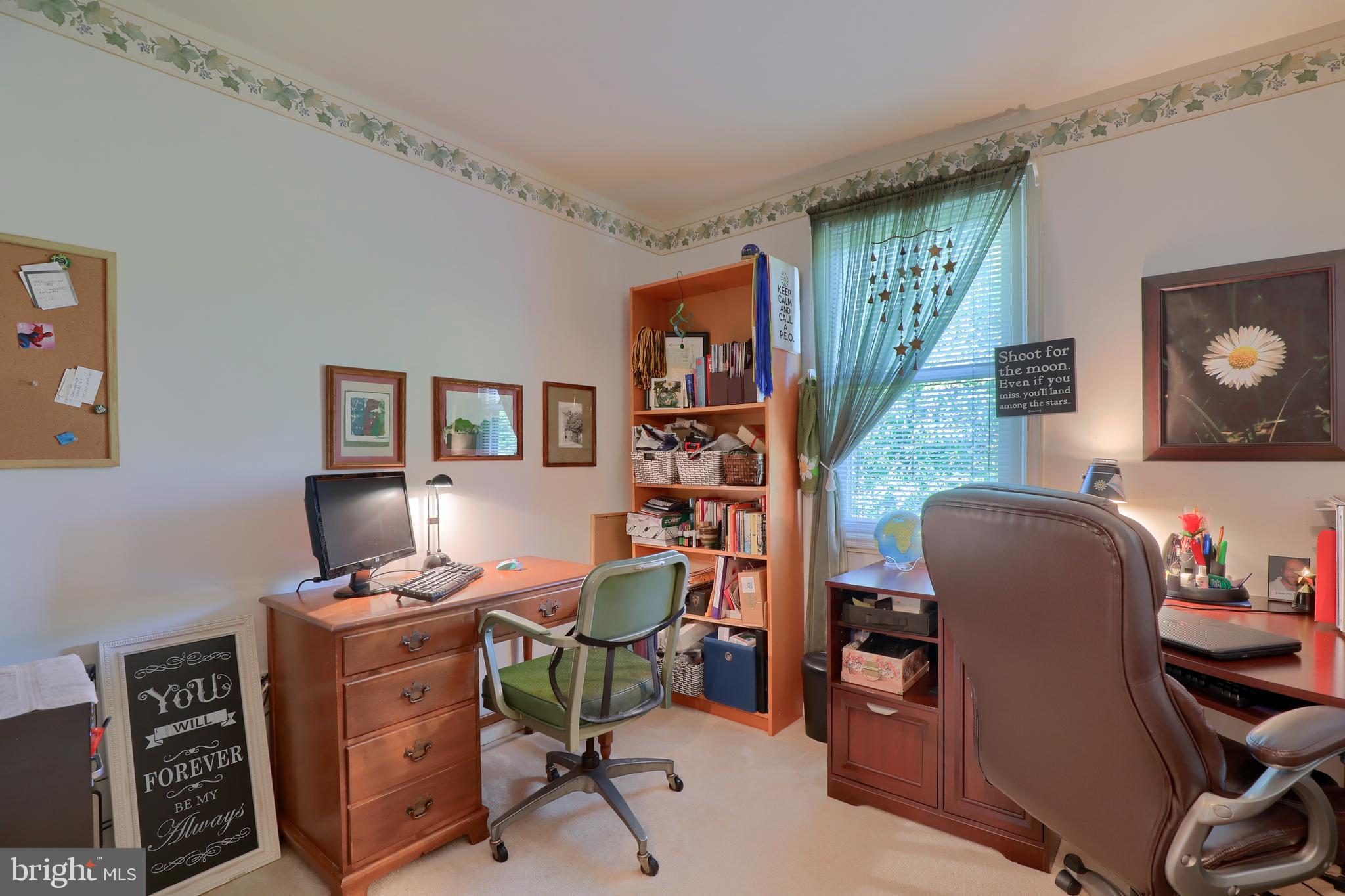 135 Ridings Way Lancaster, PA 17601 - Photo 32 of 50 Bedroom 2