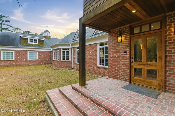 $5,250,000 | 107 Linden Trail, Aberdeen, NC 28315