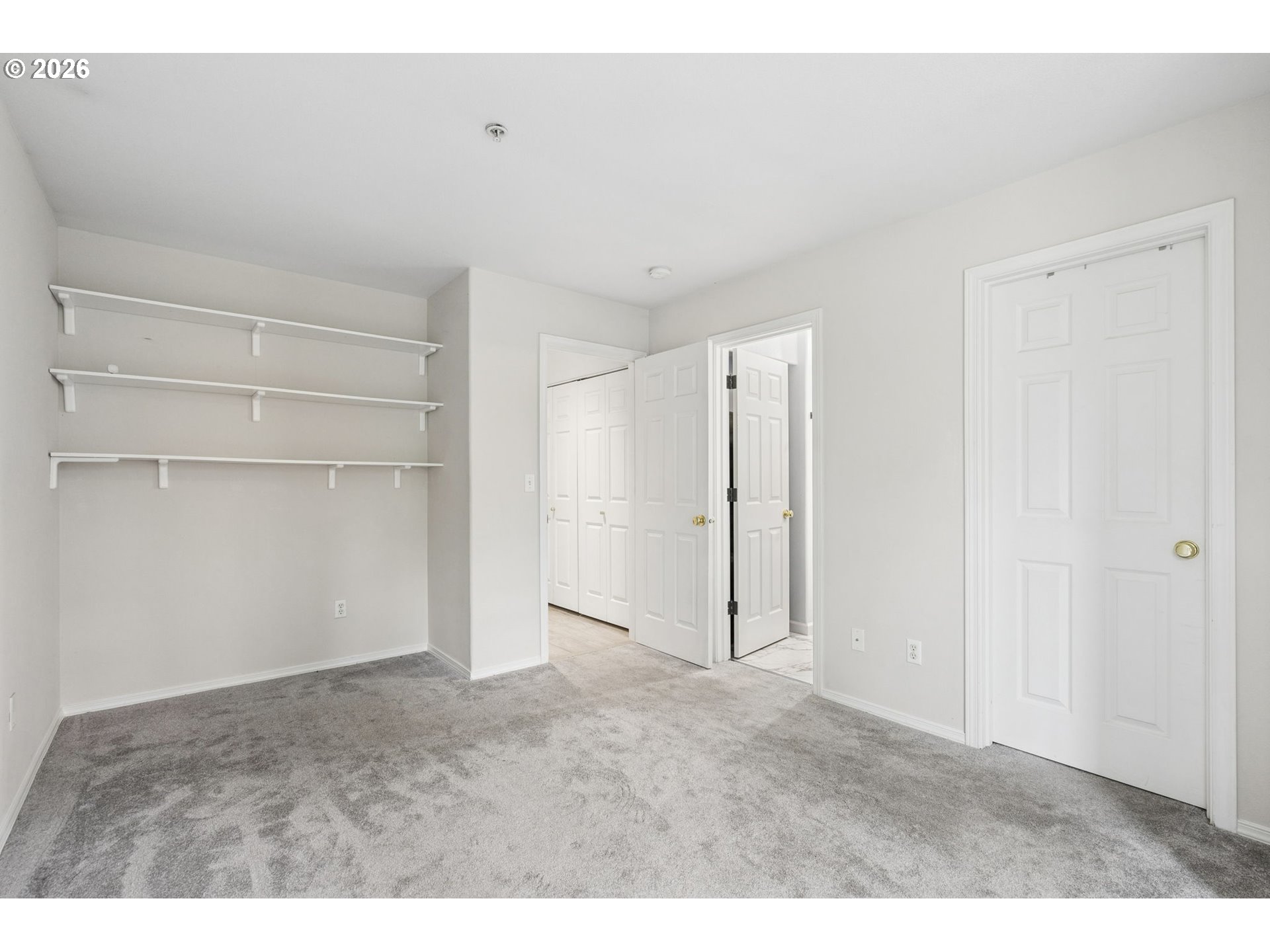 14172 Southwest Barrows Road, Unit 1 Portland, OR 97223 - Photo 18 of 38