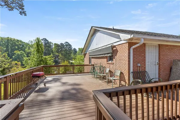 a house view with a outdoor space