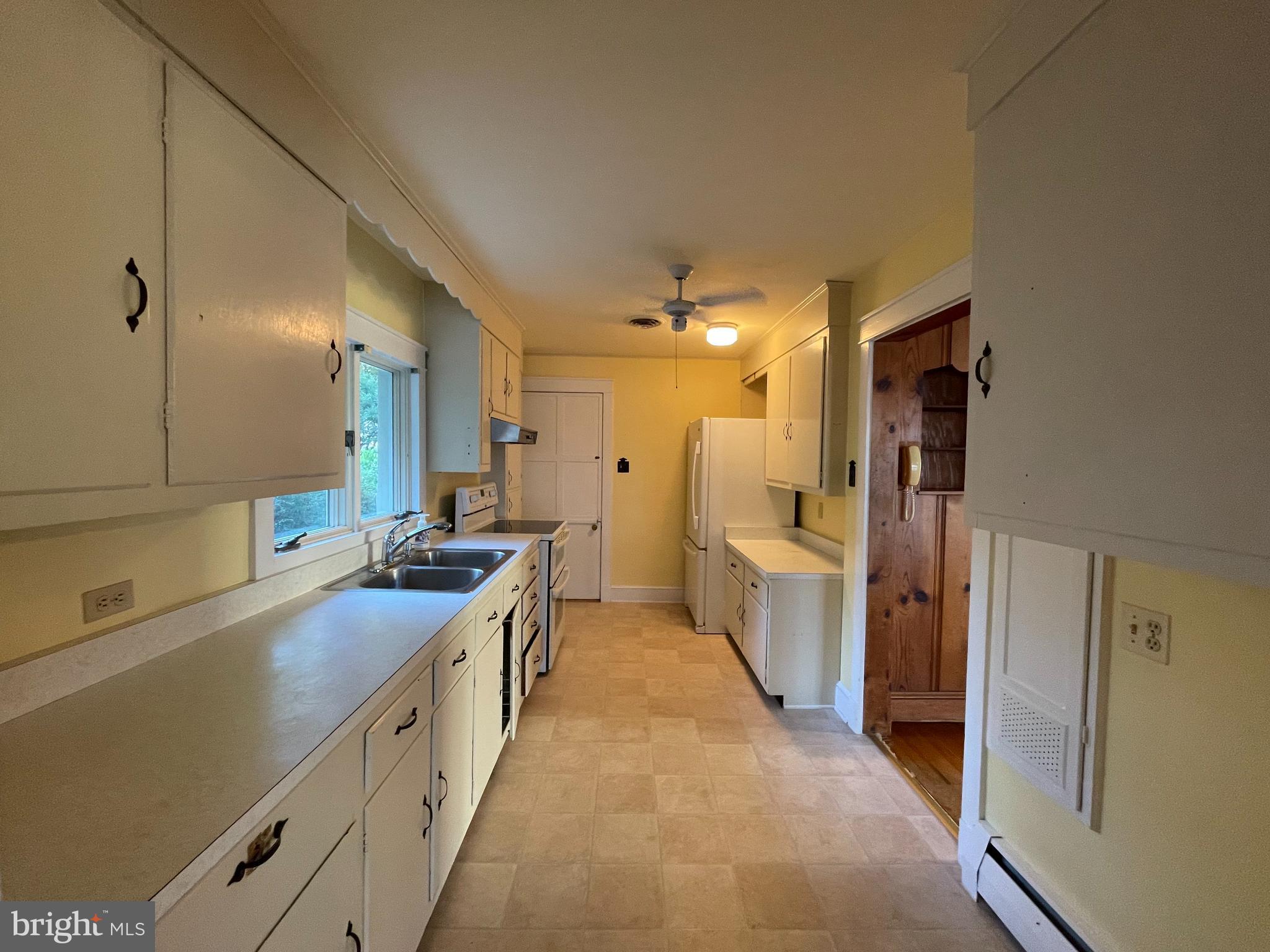 231 Cape St John Road Annapolis, MD 21401 - Photo 16 of 39 Gallery Image 16