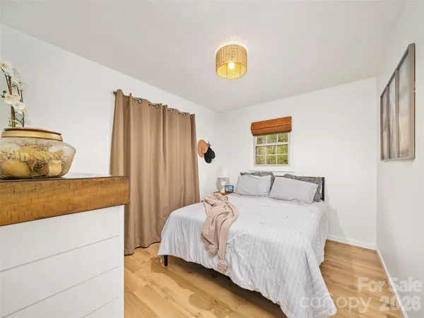 $335,000 | 1030 Hughes Gap Road, Bakersville, NC 28705