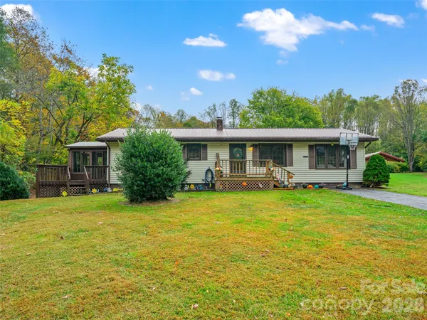 $335,000 | 1030 Hughes Gap Road, Bakersville, NC 28705