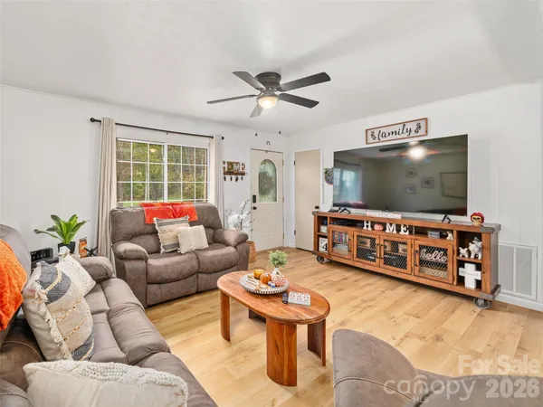 $335,000 | 1030 Hughes Gap Road, Bakersville, NC 28705