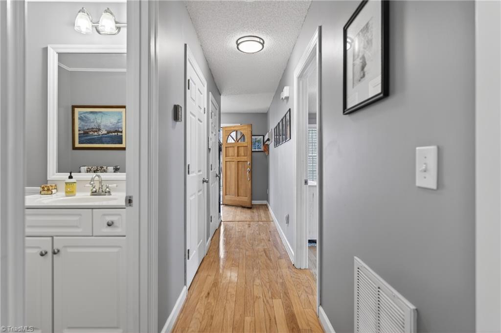 4913 Golden Oaks Drive Oak Ridge, NC 27310 - Photo 18 of 45