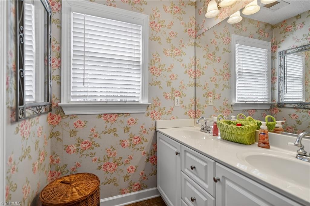 4913 Golden Oaks Drive Oak Ridge, NC 27310 - Photo 31 of 45