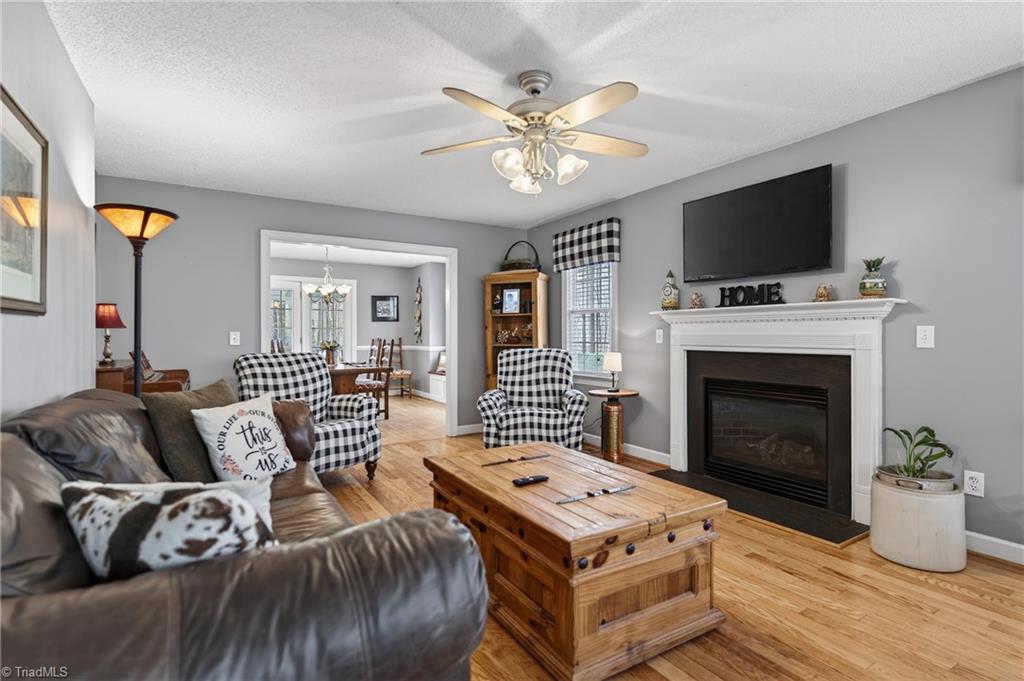 4913 Golden Oaks Drive Oak Ridge, NC 27310 - Photo 5 of 45