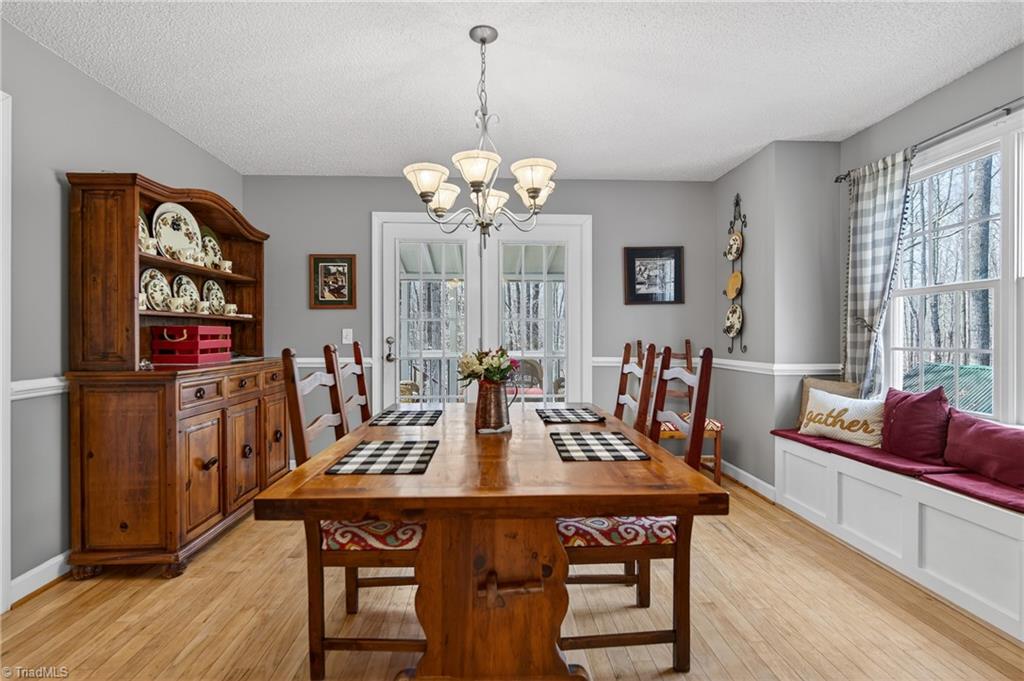 4913 Golden Oaks Drive Oak Ridge, NC 27310 - Photo 8 of 45