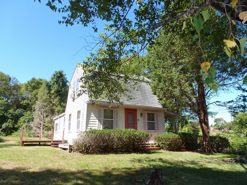 66 Manomet Point Road Plymouth, MA 02360 - Photo 3 of 11 Gallery Image 3