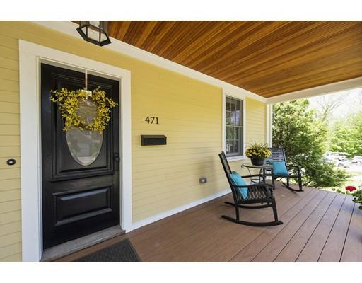 471 Chestnut Street Needham, MA 02492 - Photo 3 of 20 a balcony with table and chairs
