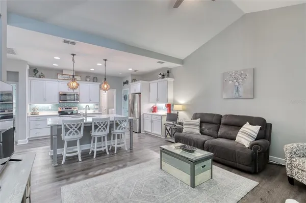 $377,900 | 444 Lime Avenue, Daytona Beach, FL 32124