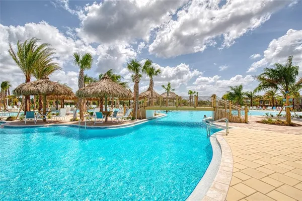 $377,900 | 444 Lime Avenue, Daytona Beach, FL 32124