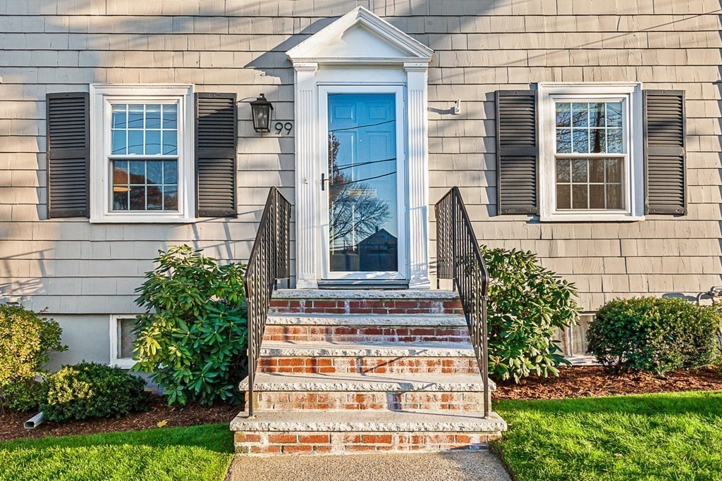 99 Newland Road Arlington, MA 02474 - Photo 4 of 38 Gallery Image 4