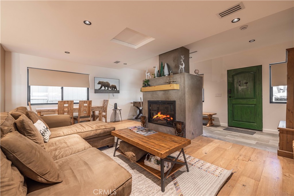 259 Victoria Sugarloaf, CA 92386 - Photo 3 of 32 a living room with furniture and a fireplace