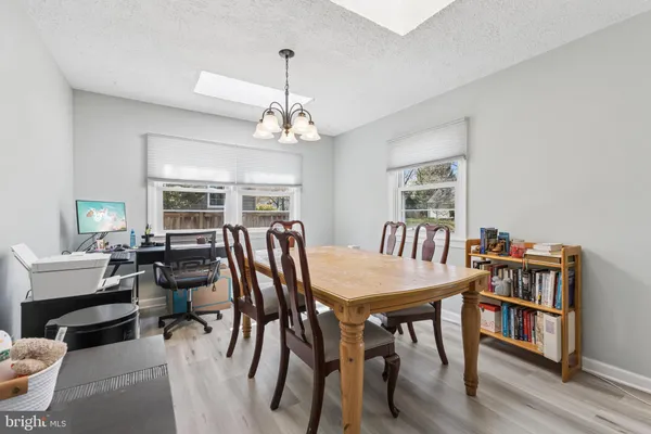 $654,900 | 6909 Columbia Drive, Alexandria, VA 22307