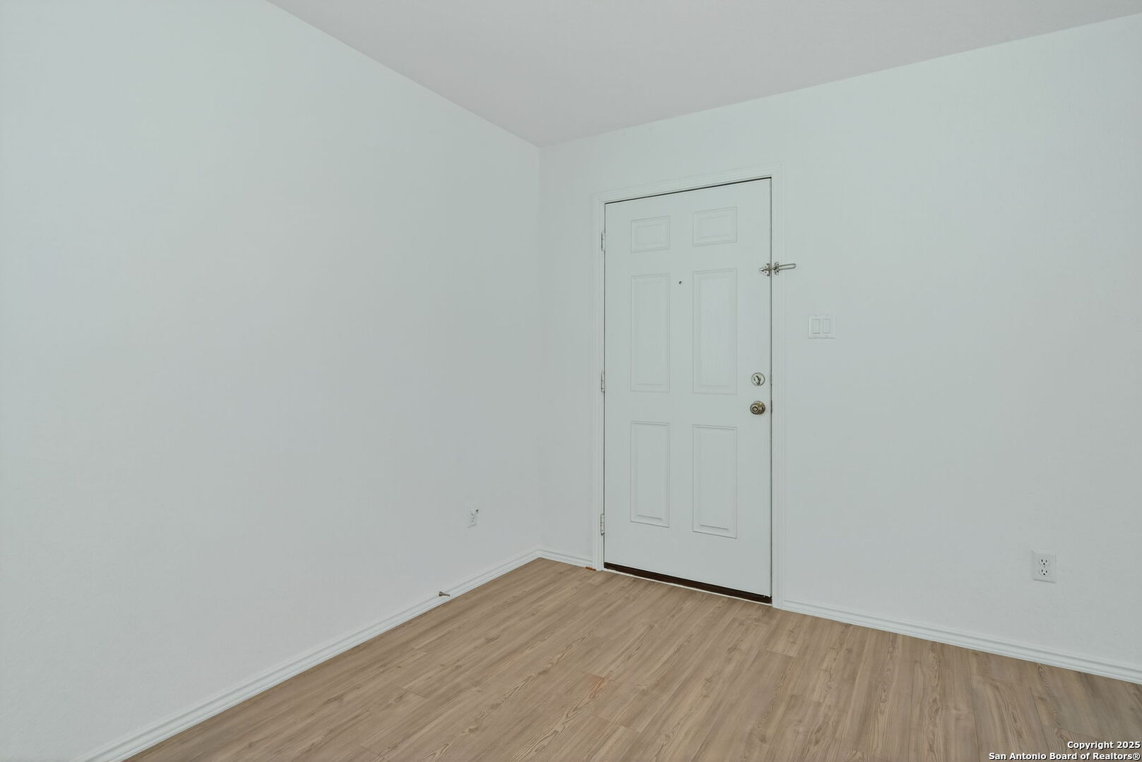 12935 Deep Eddy St. Hedwig, TX 78152 - Photo 7 of 26 a view of an empty room