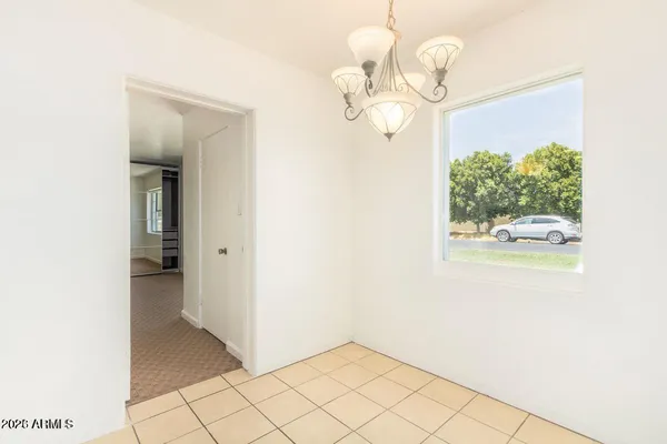 $2,700 | 2441 East Edgemont Avenue, Phoenix, AZ 85008