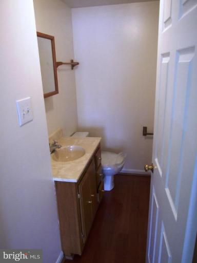 411 Palmspring Drive Gaithersburg, MD 20878 - Photo 9 of 18 Bath #1