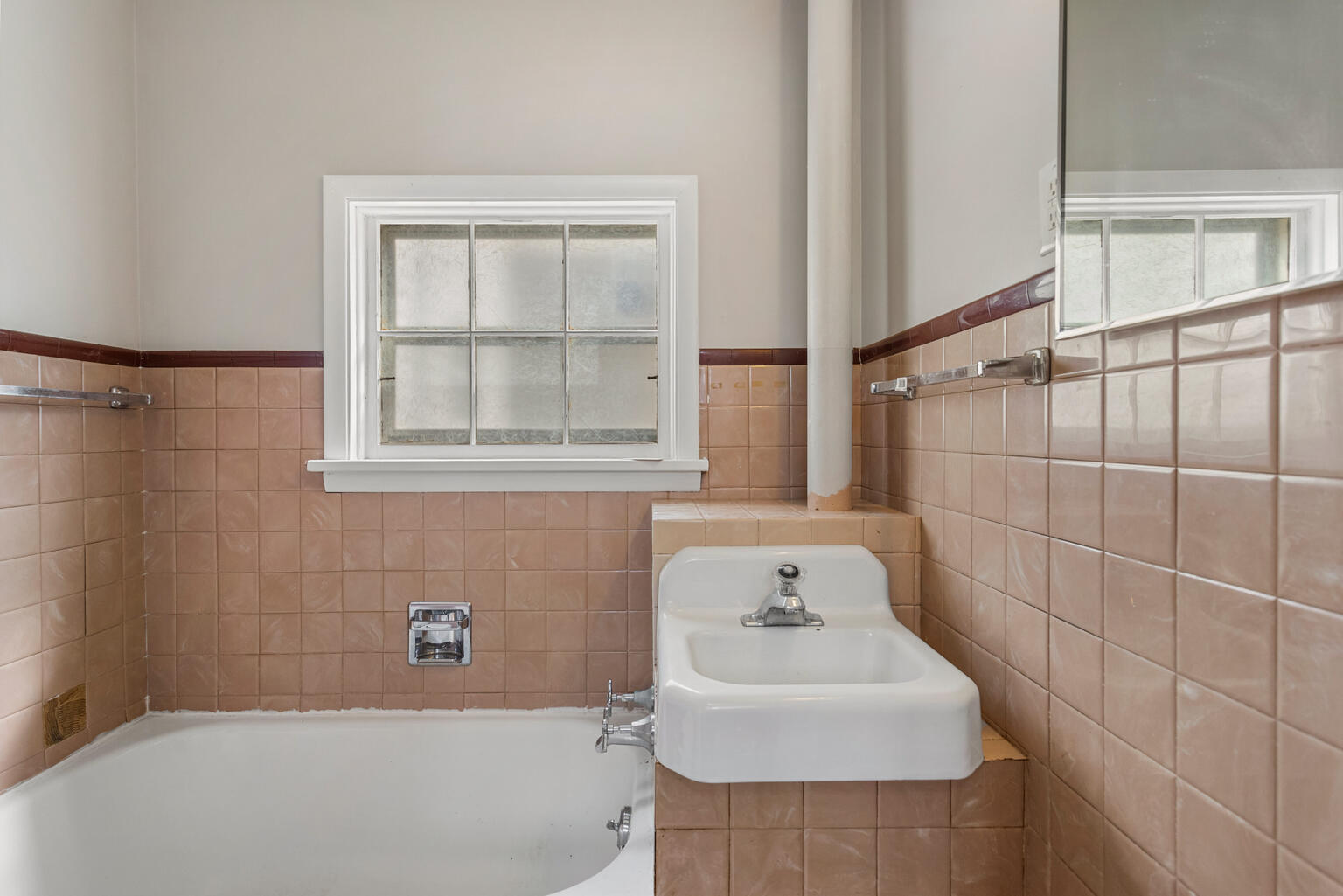 1105 Philo Road Urbana, IL 61801 - Photo 18 of 39 Gallery Image 18