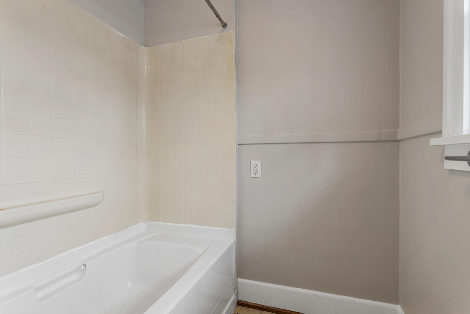 1105 Philo Road Urbana, IL 61801 - Photo 27 of 39 Gallery Image 27