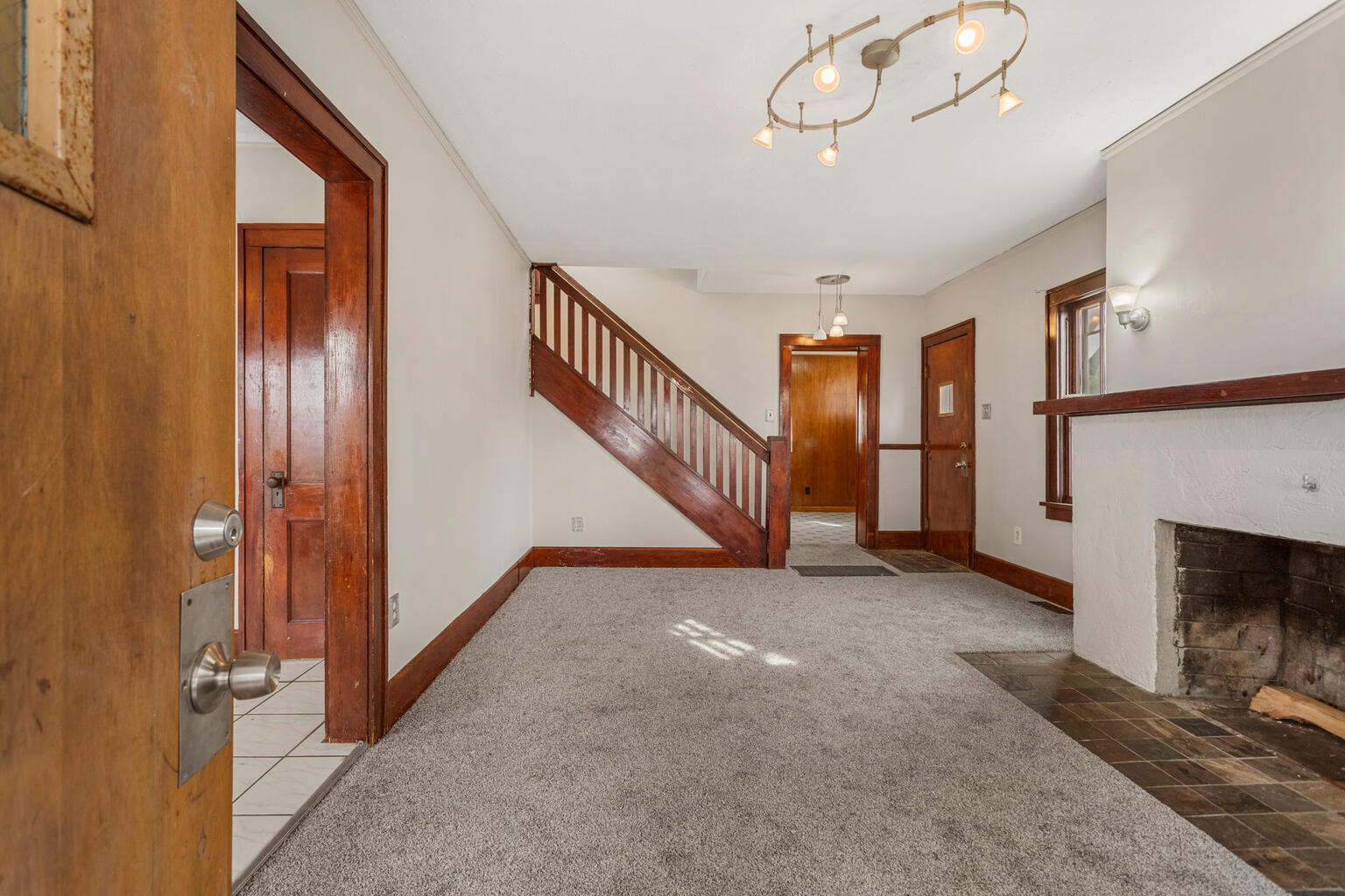 1105 Philo Road Urbana, IL 61801 - Photo 6 of 39 Gallery Image 6